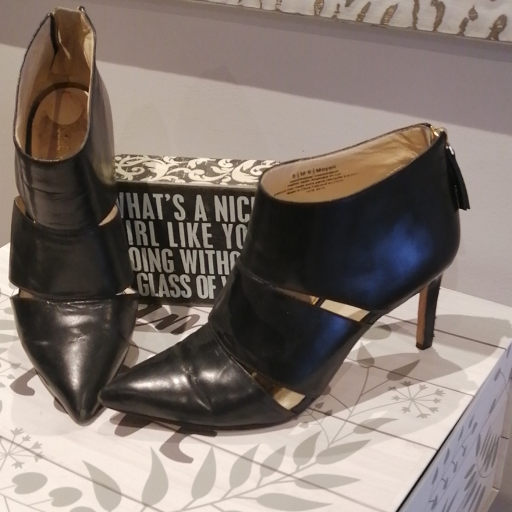 Nine West Ankle bootie